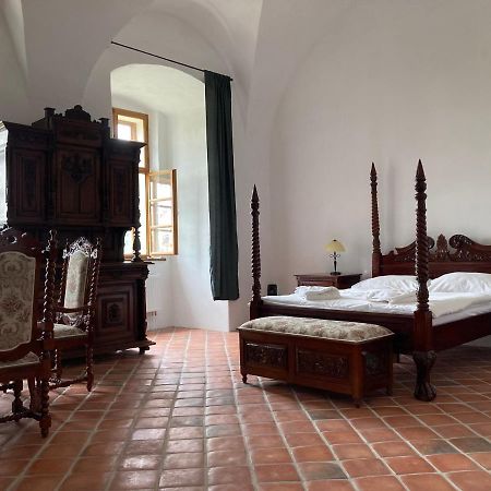 Zamek Kolstejn - Hotel Chateau Goldenstein Branna Bagian luar foto