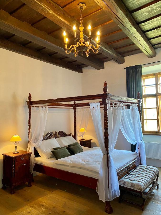 Zamek Kolstejn - Hotel Chateau Goldenstein Branna Bagian luar foto