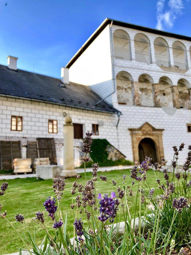 Zamek Kolstejn - Hotel Chateau Goldenstein Branna Bagian luar foto
